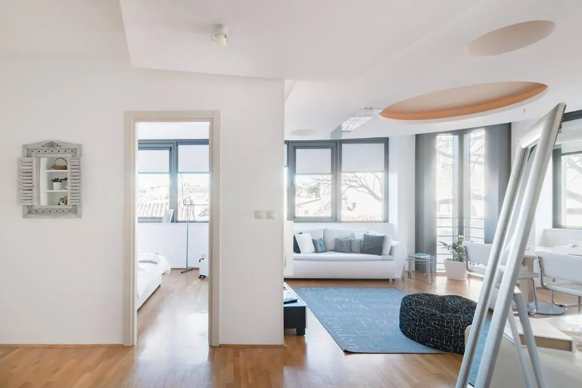 Apartment Infinity location