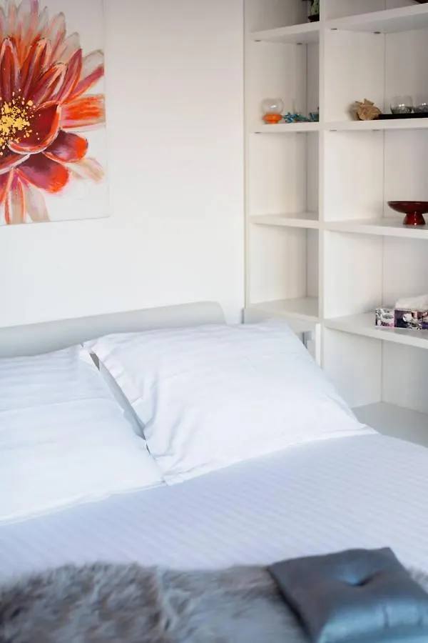 Apartment Infinity Split 0*,  Croatia